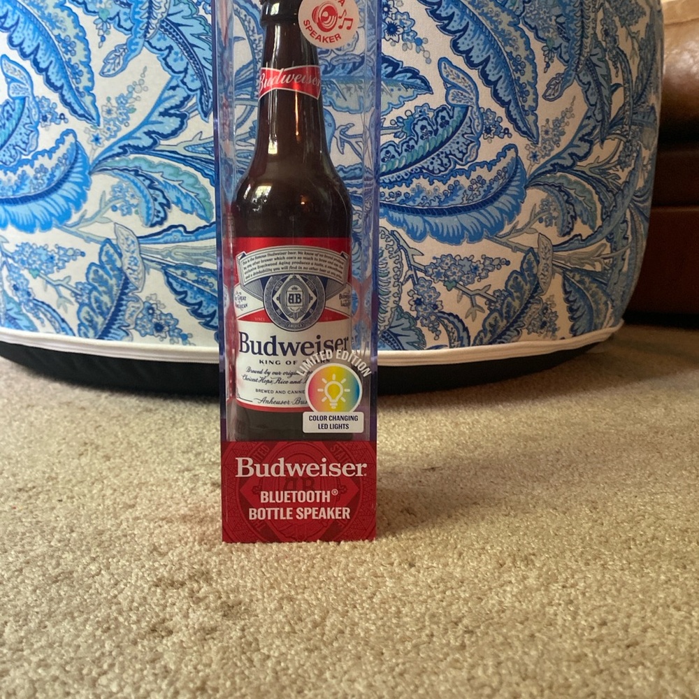 Budweiser Red and White Bluetooth Speaker